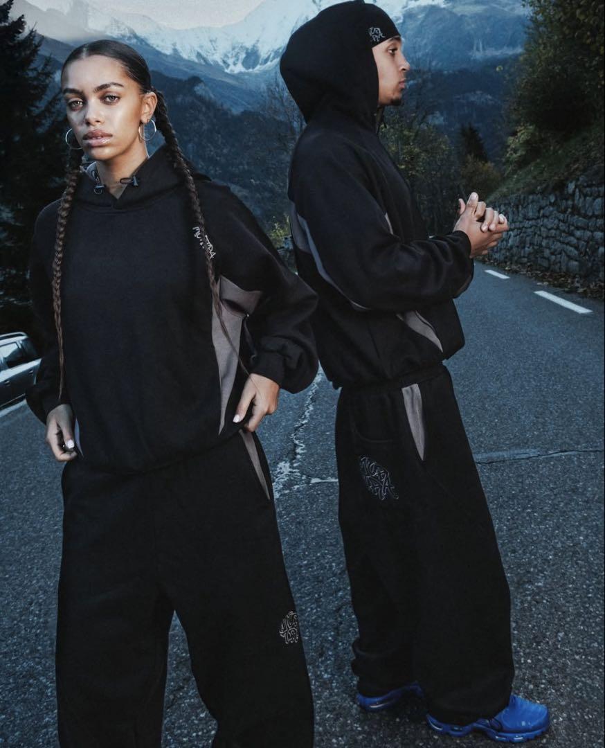MERTRA TRACKSUIT BIG STEPPER